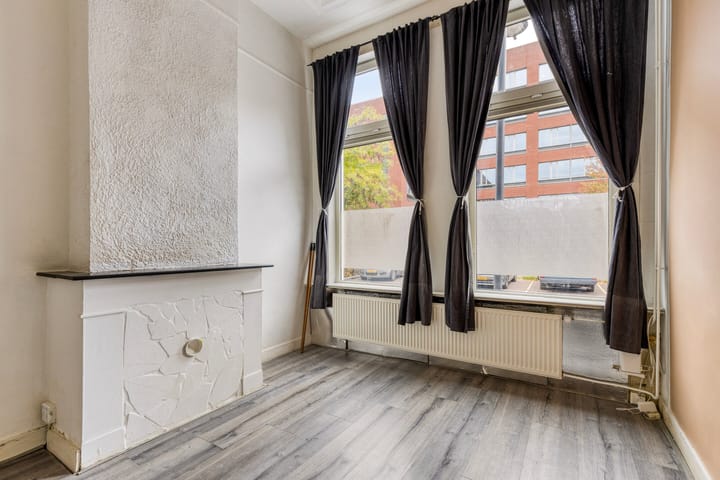 Foto 8 van Spoorstraat 11