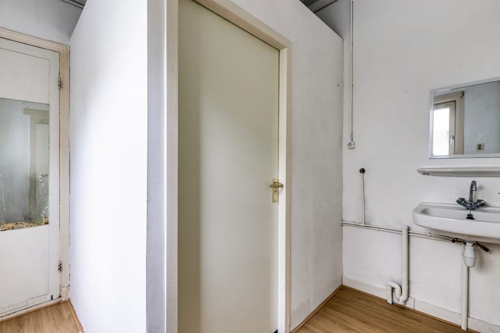 Foto 19 van Spoorstraat 11