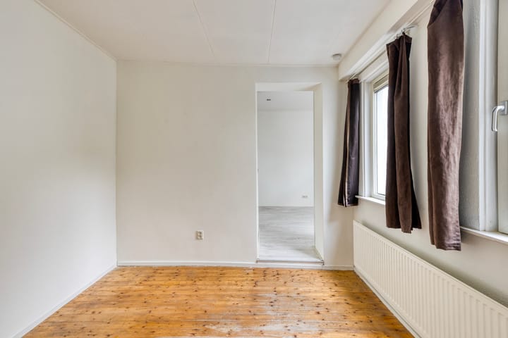 Foto 20 van Spoorstraat 11