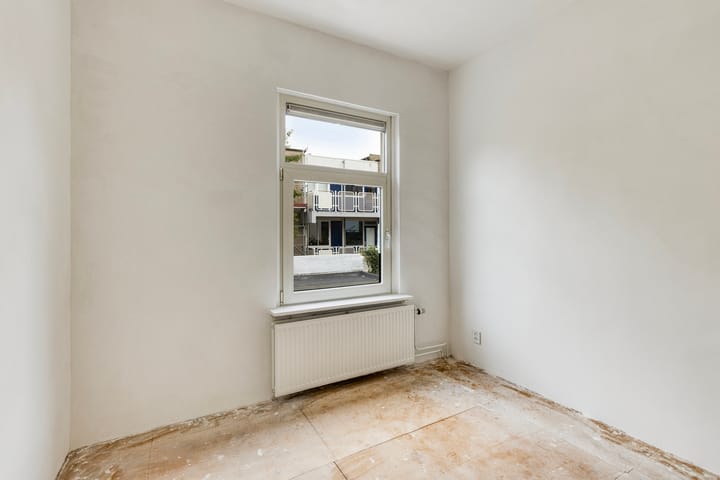 Foto 30 van Spoorstraat 11