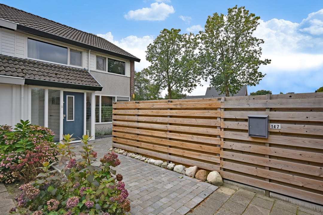 Foto 2 van Burgemeester van Panhuyslaan 147