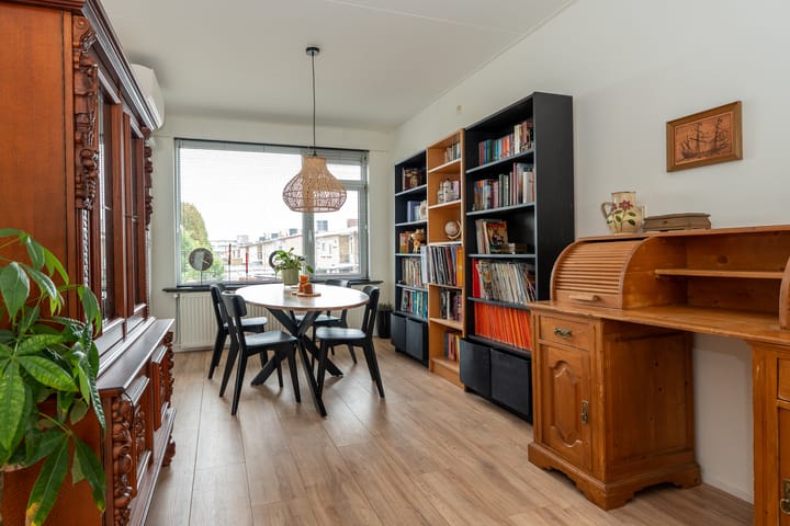 Photo 8 of Piet Heinlaan 34