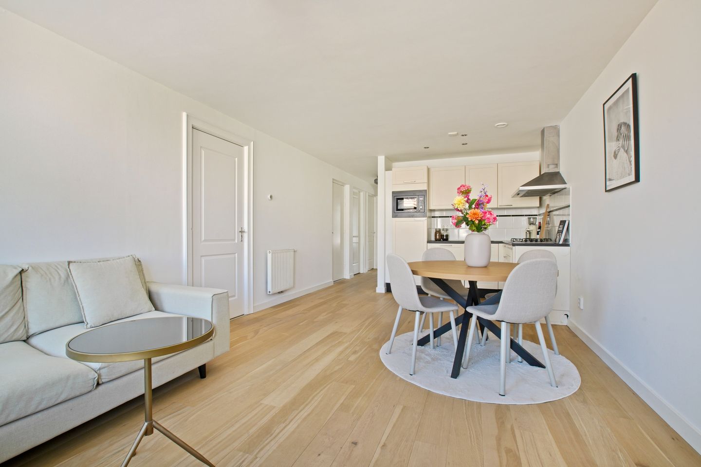 Foto 4 van Albert Cuypstraat 154-3