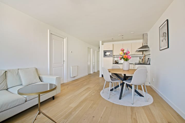 Foto 4 van Albert Cuypstraat 154-3