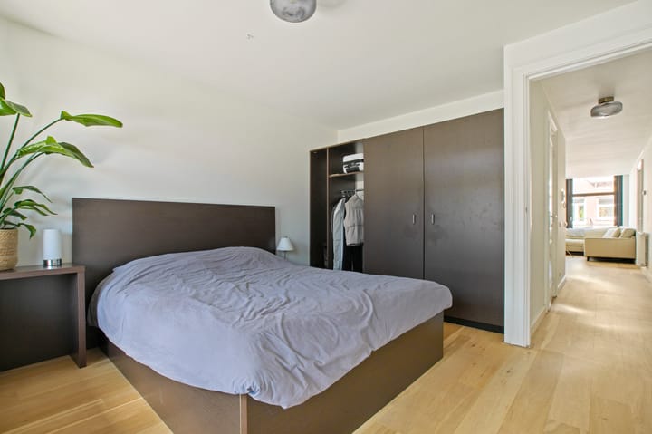 Foto 9 van Albert Cuypstraat 154-3