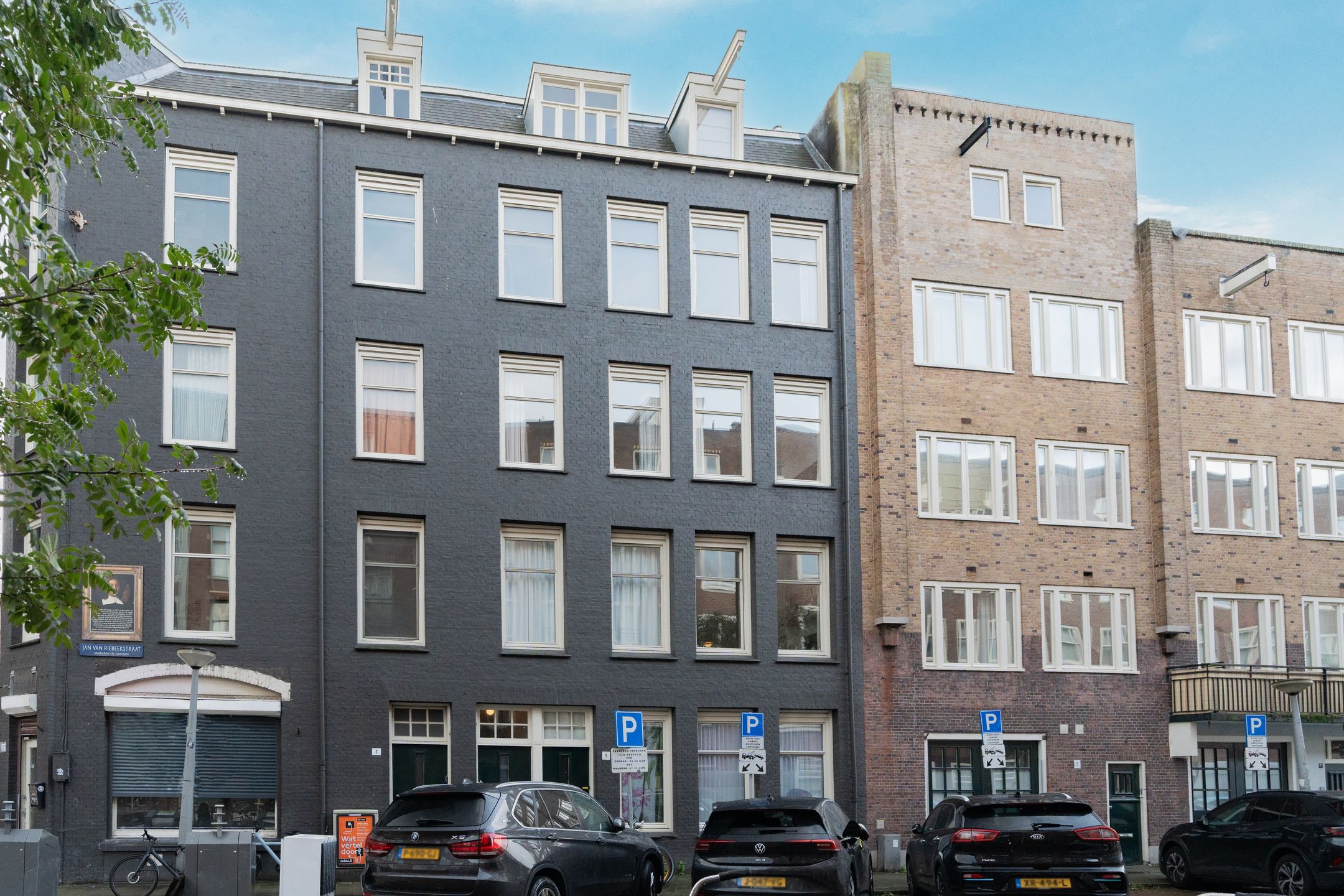 Photo 27 of Jan van Riebeekstraat 3-2