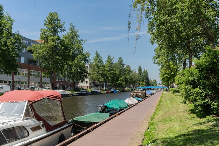 Photo 29 of Jan van Riebeekstraat 3-2