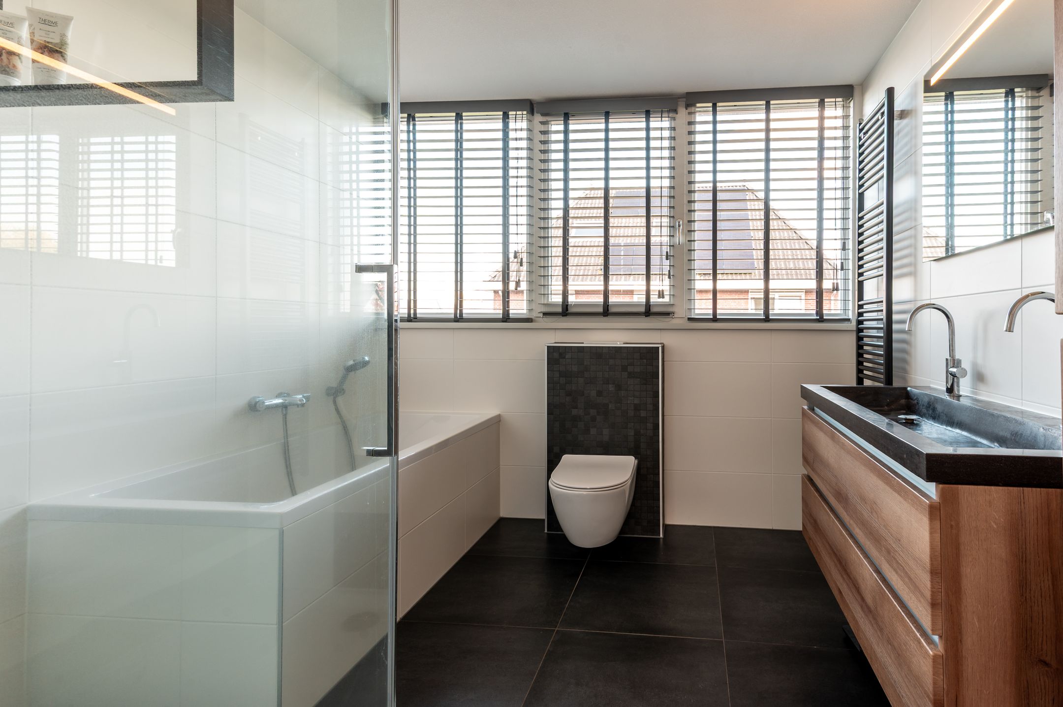 Foto 39 van Marquette 61