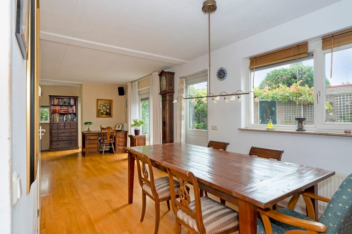 Photo 17 of Rosmeerpad 9