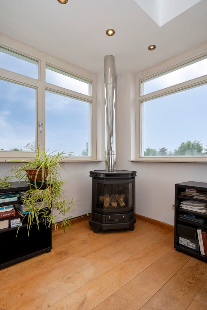 Photo 39 of Rosmeerpad 9