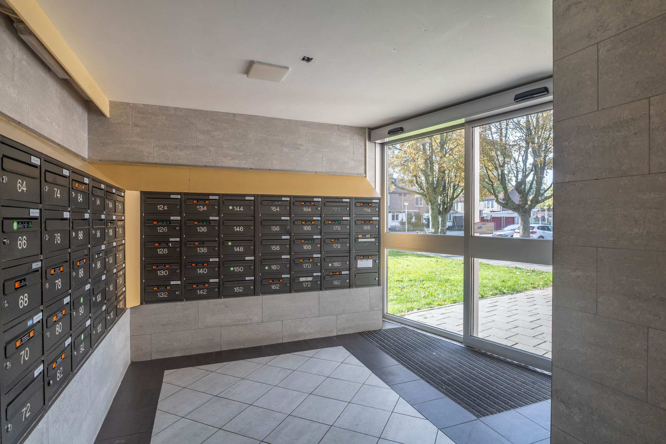 Photo 27 of Antony Moddermanstraat 146