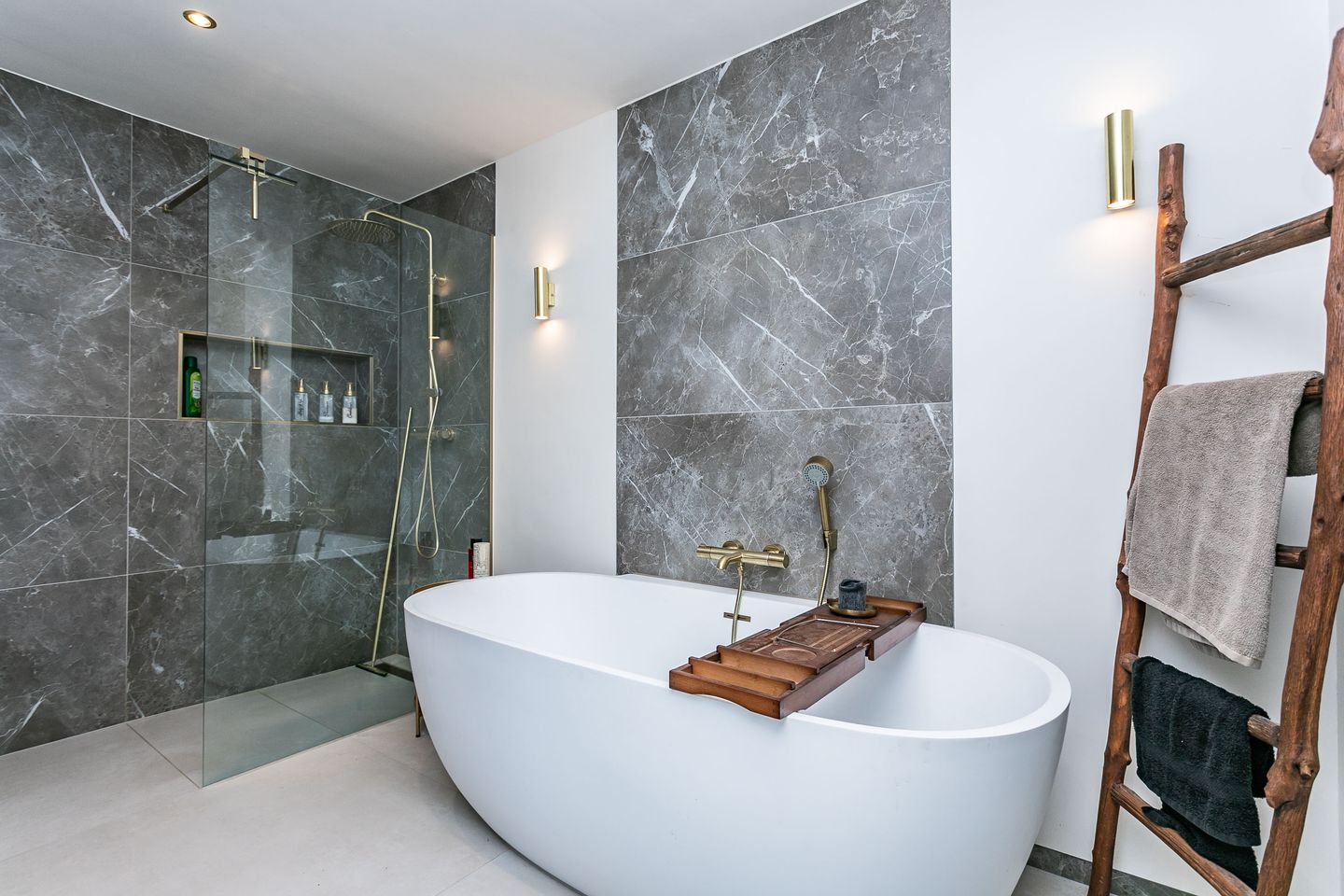 Foto 14 van Karel Doormanstraat 1