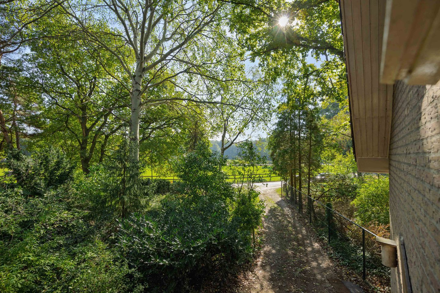 Foto 34 van Willibrordusweg 199