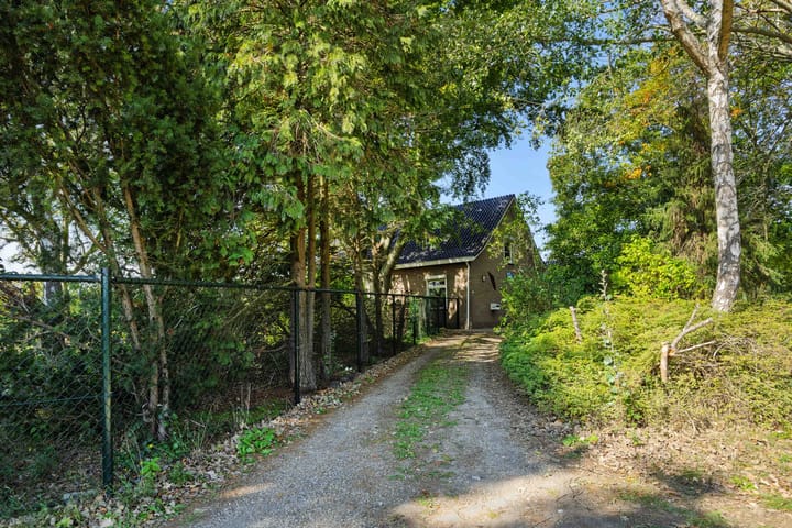 Photo 36 of Willibrordusweg 199