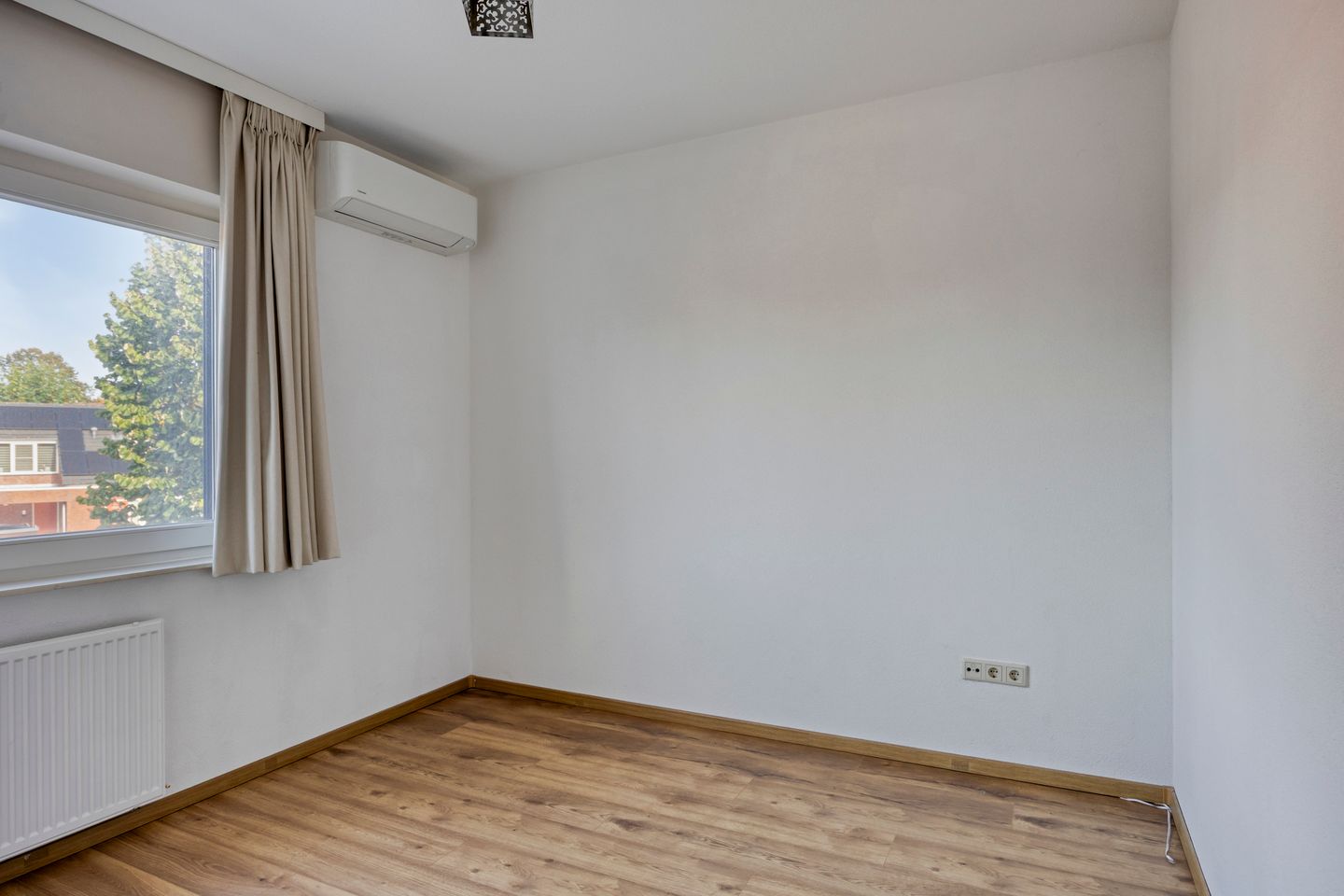 Foto 29 van Reisvennestraat 38