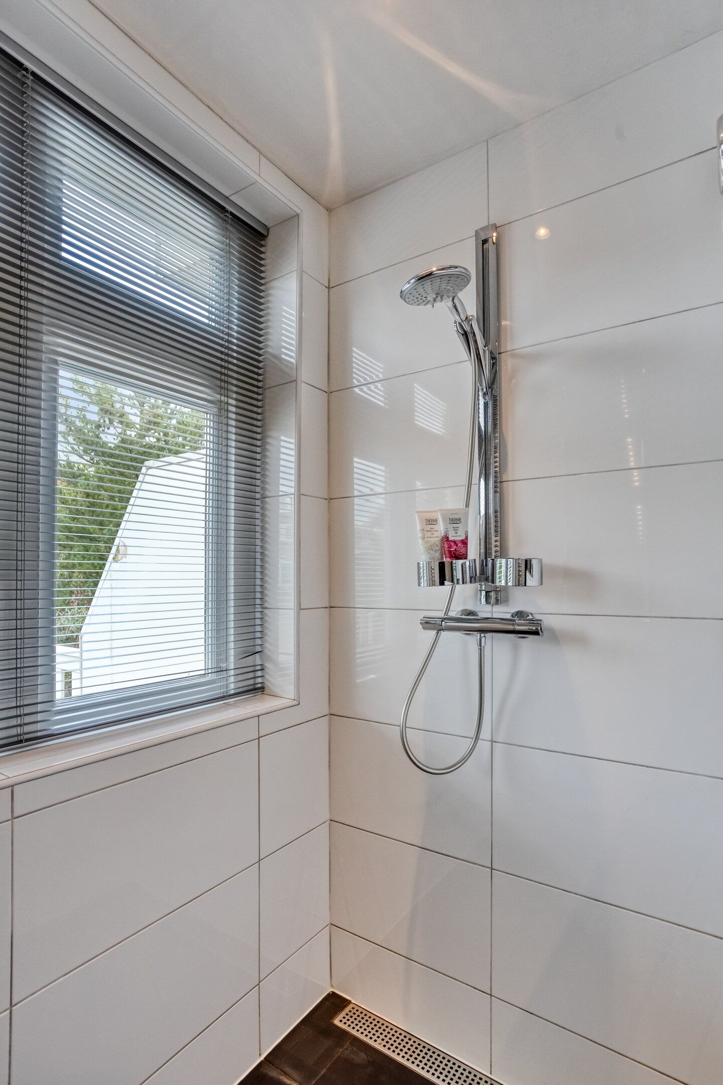 Photo 33 of Welgelegenstraat 11