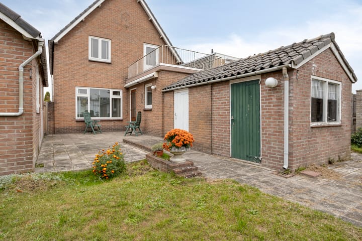 Photo 32 of Nieuwelaan 15