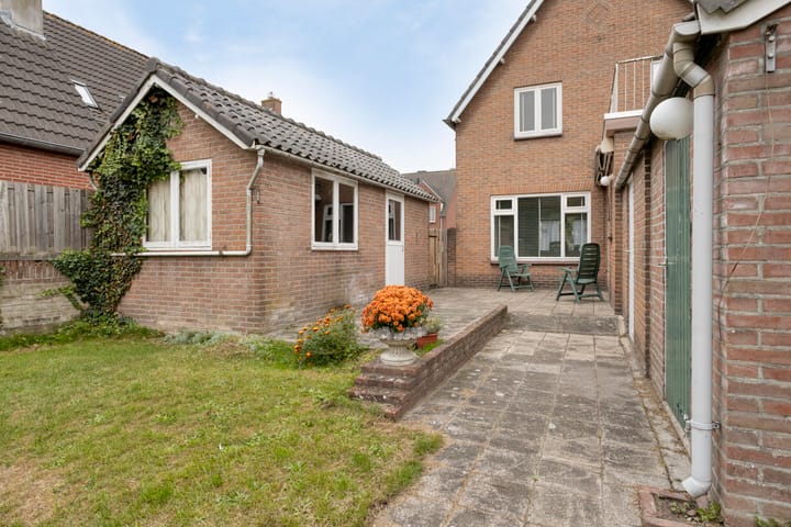 Photo 33 of Nieuwelaan 15