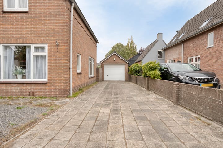 Photo 42 of Nieuwelaan 15