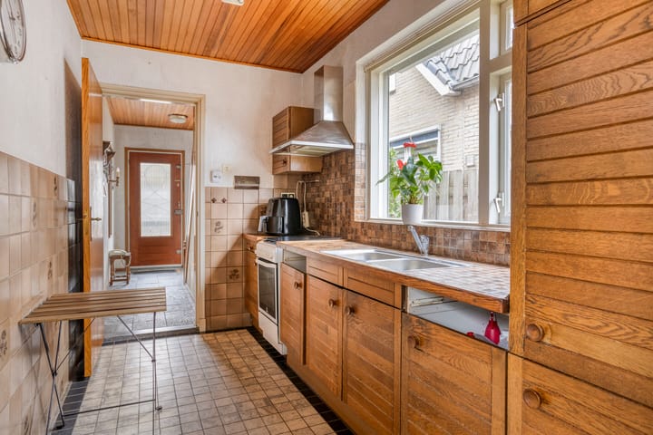 Photo 11 of Nieuwelaan 15