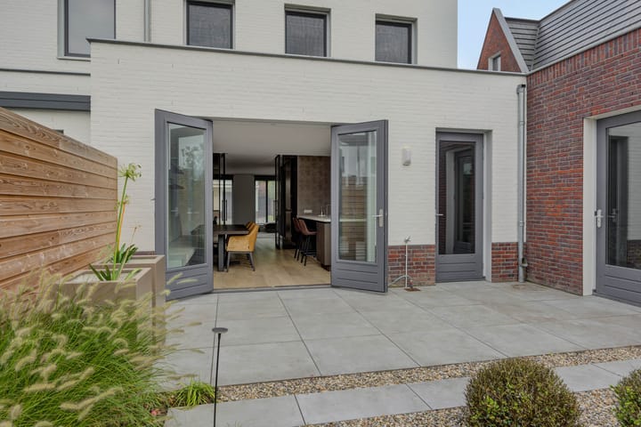 Foto 20 van Bernagiestraat 18