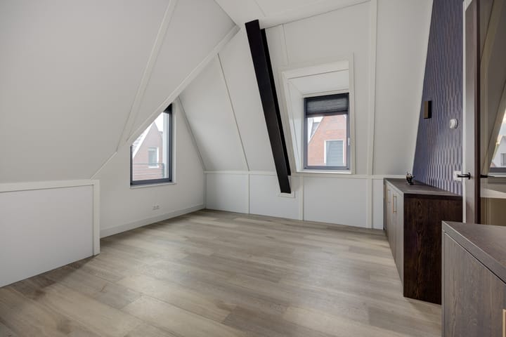 Foto 31 van Bernagiestraat 18