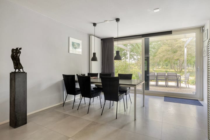 Foto 24 van Leeuwerikstraat 28