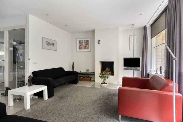 Foto 16 van Leeuwerikstraat 28