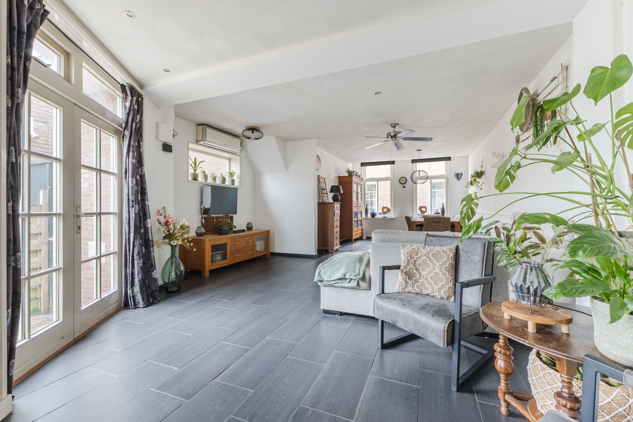 Foto 15 van De Ruyterstraat 22