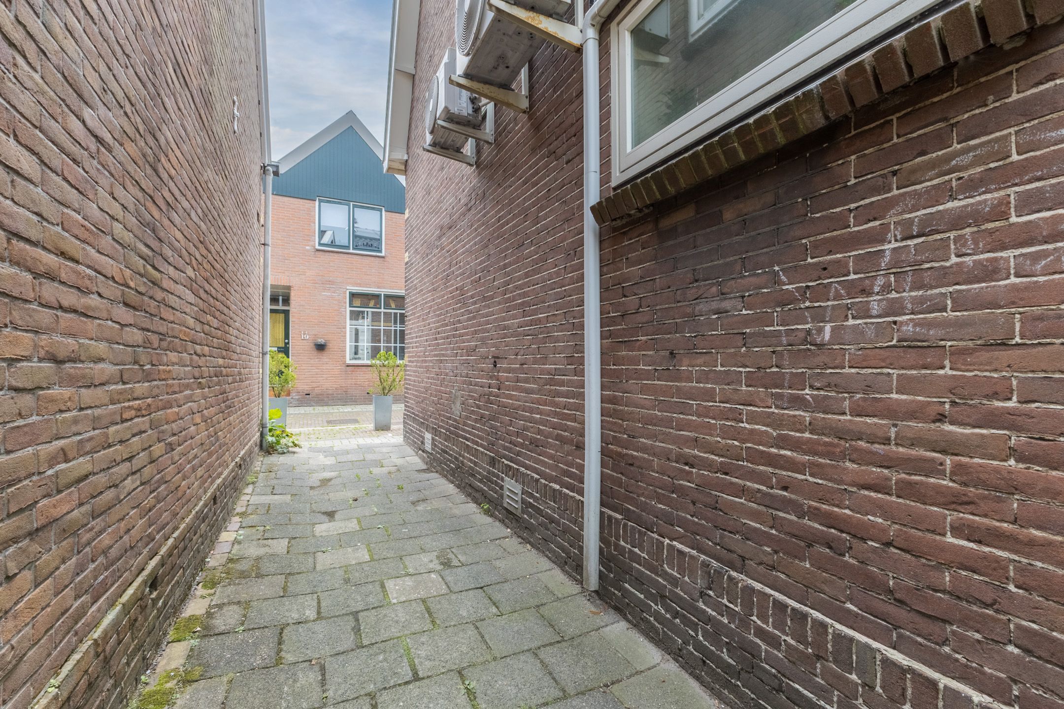 Foto 48 van De Ruyterstraat 22