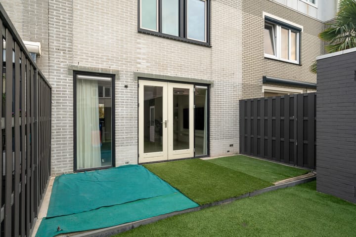 Foto 24 van Meloengeel 13