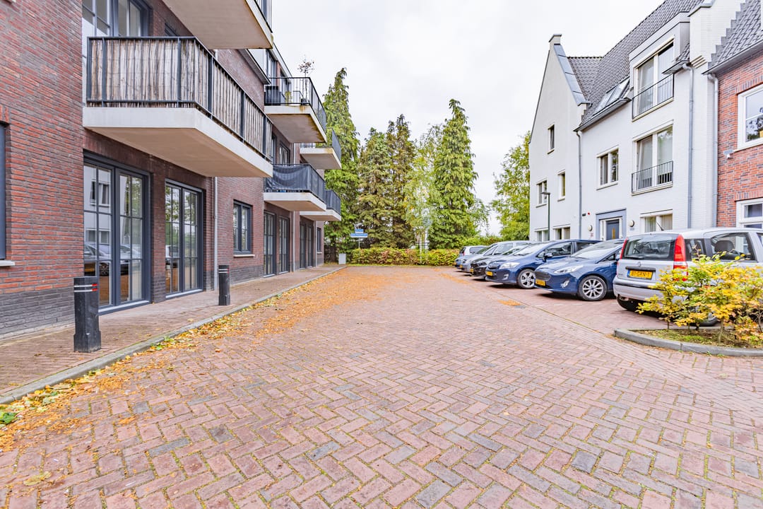 Photo 37 of Janus Rooijakkersstraat 15
