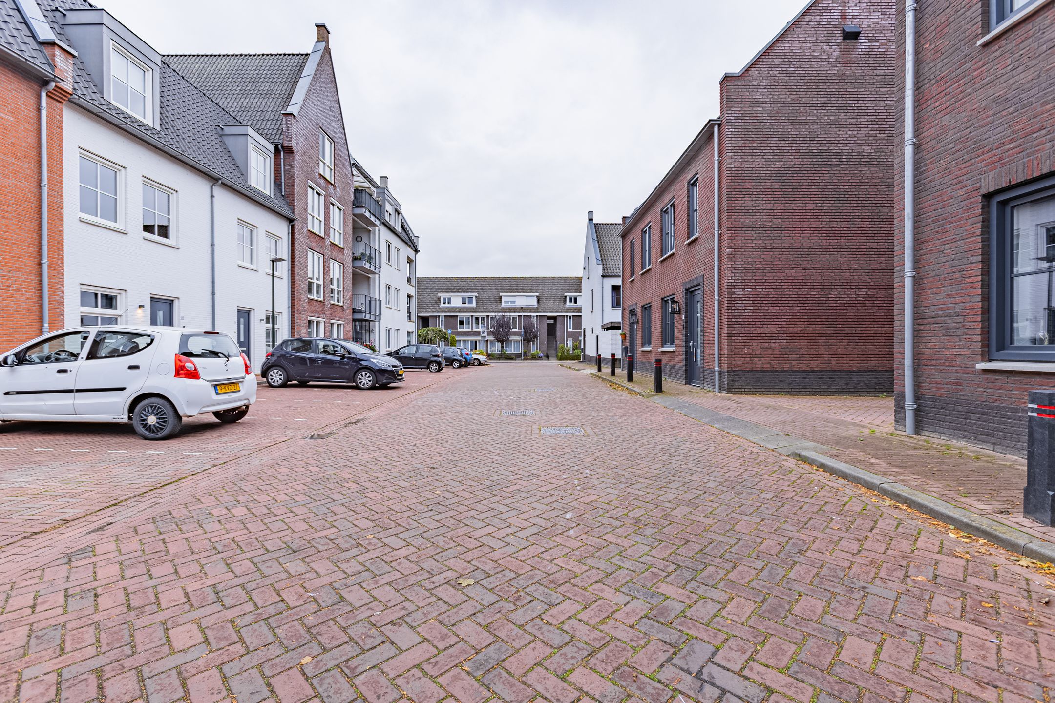 Photo 39 of Janus Rooijakkersstraat 15