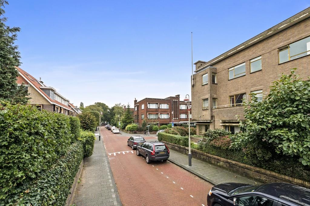 Photo 1 of Van Zaeckstraat 27