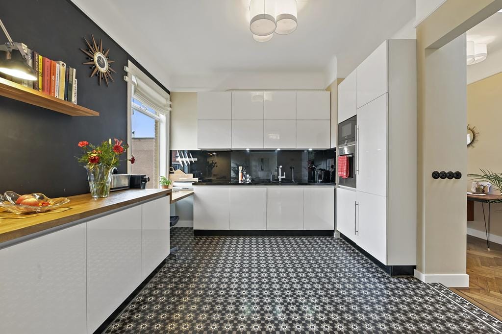 Photo 21 of Van Zaeckstraat 27