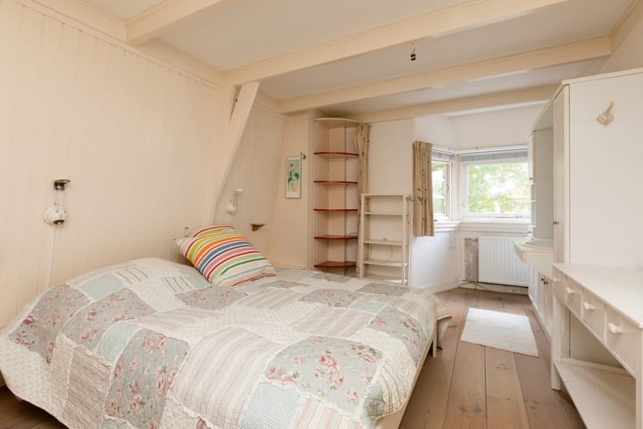 Foto 21 van Hid Heroplantsoen 4