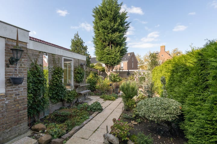 Foto 39 van Hid Heroplantsoen 4