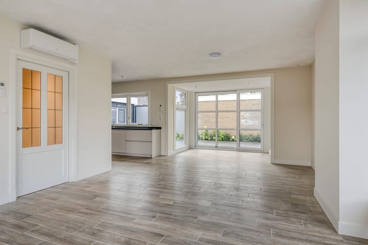 Foto 2 van Schoutstraat 2