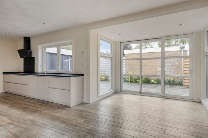 Foto 4 van Schoutstraat 2