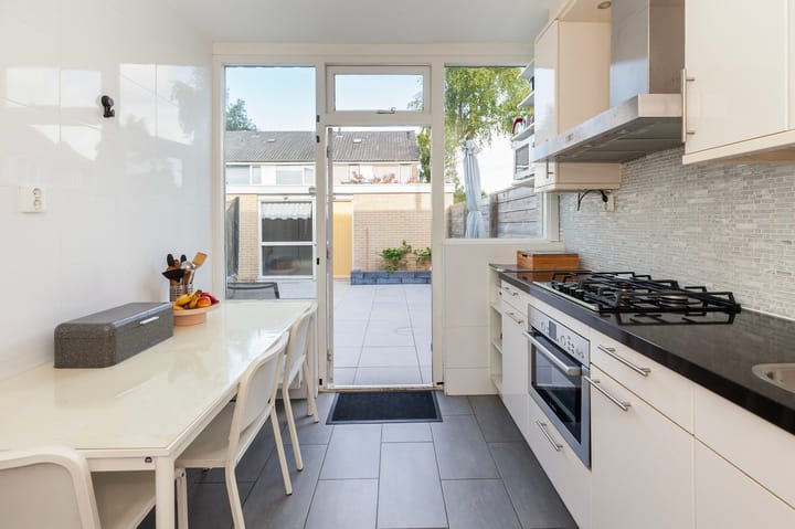 Foto 12 van Diepenbrockstraat 20