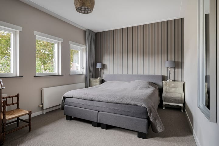 Foto 15 van Julianalaan 17