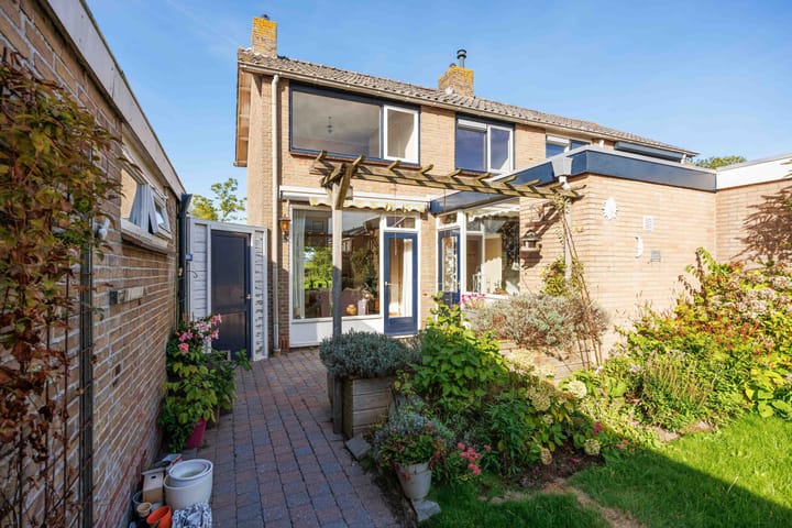 Photo 31 of Farmsumerzijl 15