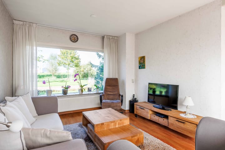 Photo 9 of Farmsumerzijl 15