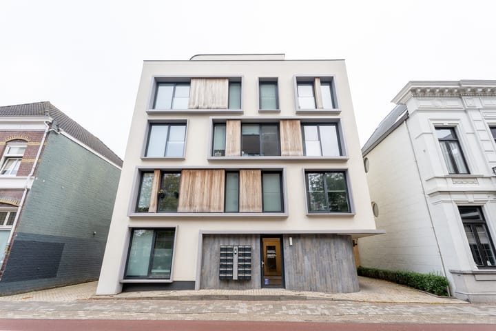 Foto 1 van Bisschop Zwijsenstraat 45-05