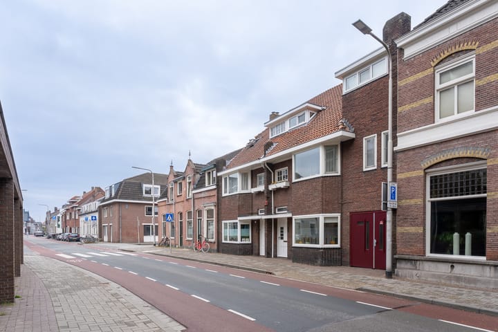 Foto 16 van Bisschop Zwijsenstraat 45-05