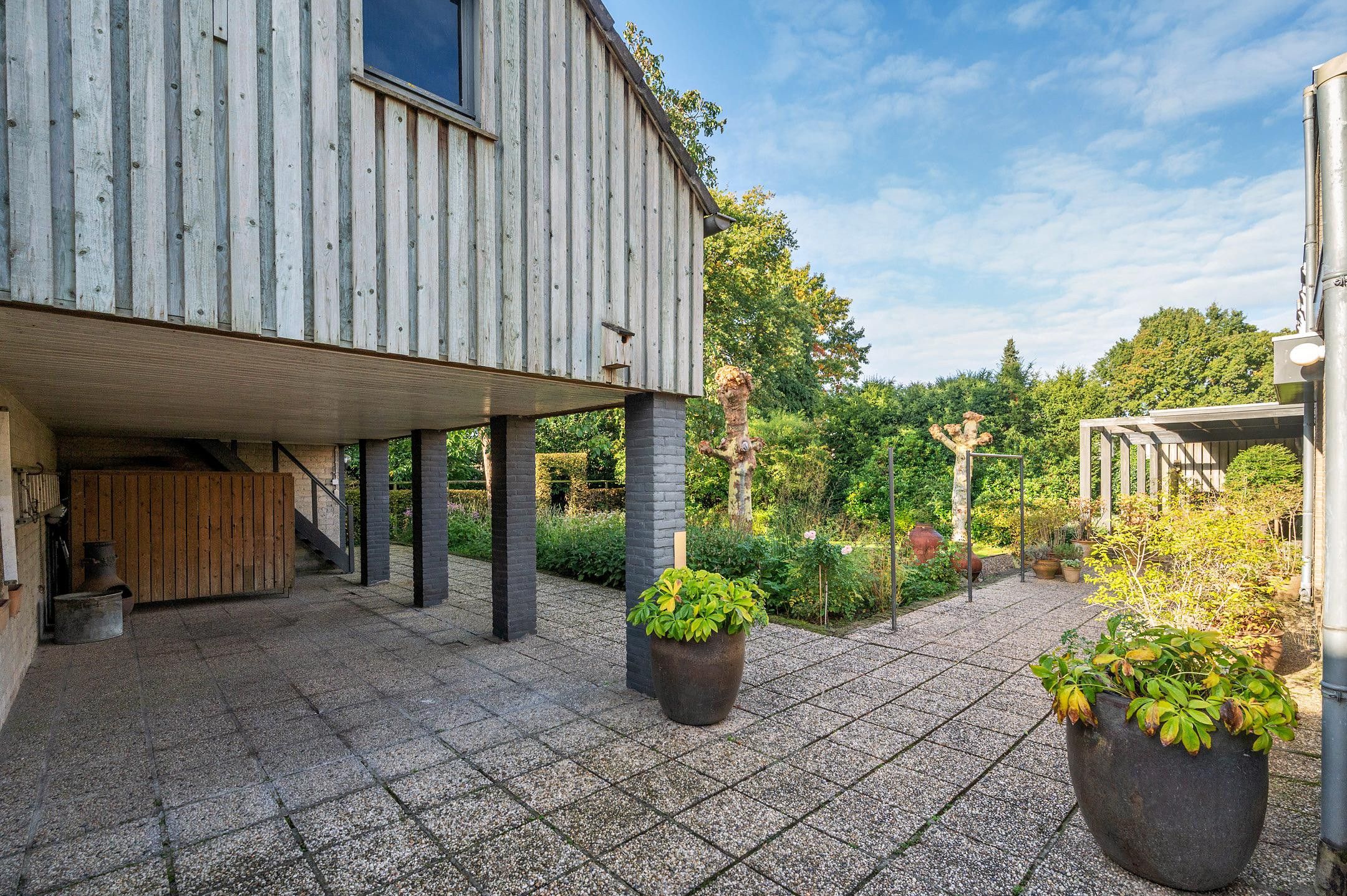 Foto 51 van Mgr Schravenlaan 3