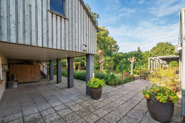 Foto 51 van Mgr Schravenlaan 3