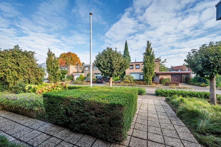 Foto 76 van Mgr Schravenlaan 3