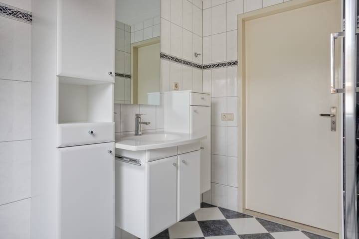 Foto 15 van Geuzenstraat 2