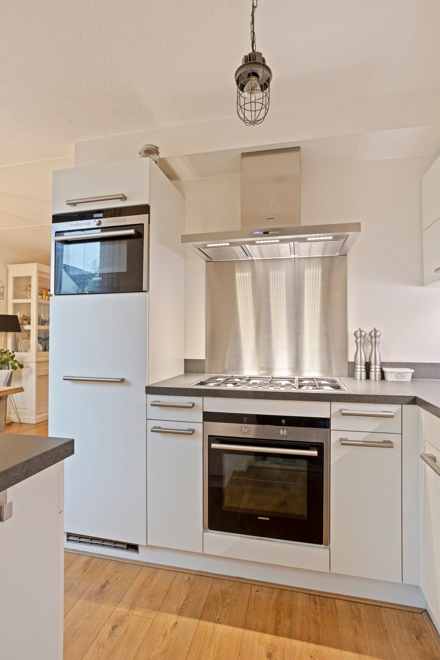 Photo 19 of Bingerdenseweg 27